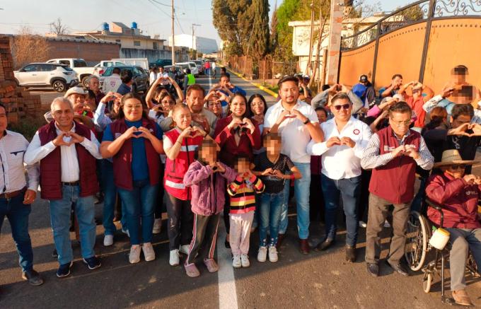 La alcaldesa Tonantzin Fernández entregó obra de pavimentación en San Diego Cuachayotla