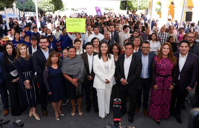 La presidenta municipal de San Andrés Cholula, Guadalupe Cuautle, entregó su informe trimestral en San Bernardino Tlaxcalancingo