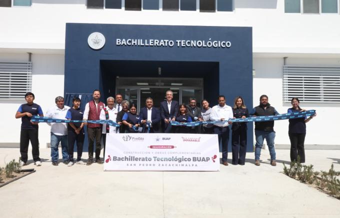 Encabezó el alcalde José Chedraui inauguración del Bachillerato Tecnológico BUAP