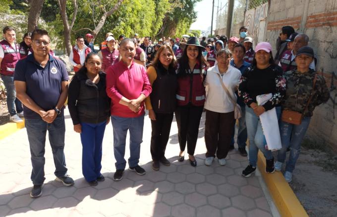 Con participación ciudadana, la alcaldesa Tonantzin Fernández impulsa faena en Momoxpan