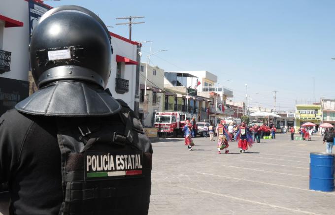 Con helicóptero y drones Gobierno Estatal refuerza vigilancia en zonas de alta afluencia