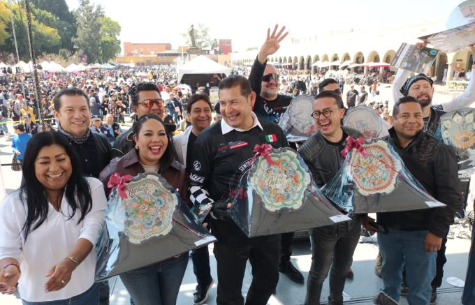 La Plaza de la Concordia recibió a más de 3 mil motociclistas que participaron en la Mega Rodada 2026