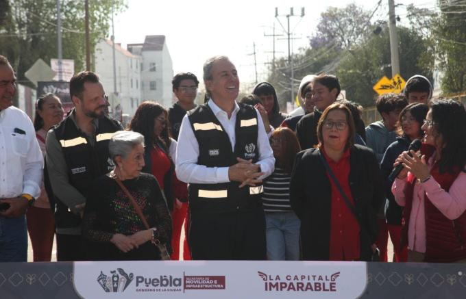 Inauguró el alcalde José Chedraui rehabilitación de circuito vial de la 33 Poniente - 21 Sur y 35 Poniente