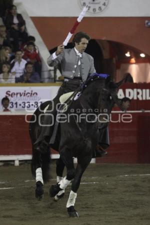 TOROS - HERMOSO DE MENDOZA