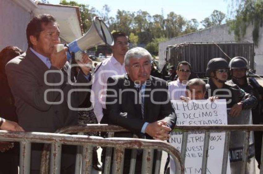 MANIFESTACIÓN DEFRAUDADOS SITMA