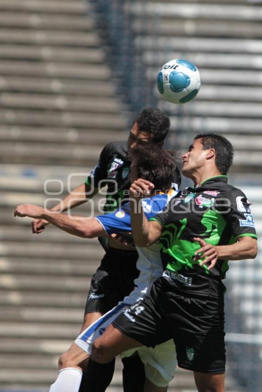 FÚTBOL . LOBOS VS ALACRANES