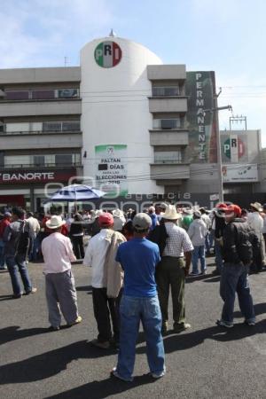 PRI .  MANIFESTACIÓN