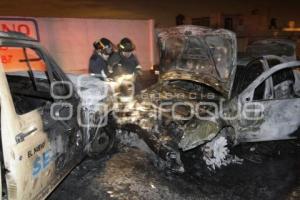 ACCIDENTE . AUTOS INCENDIADOS