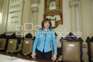 AYUNTAMIENTO . PRESIDENTA