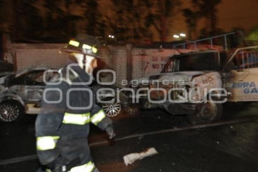 ACCIDENTE . AUTOS INCENDIADOS