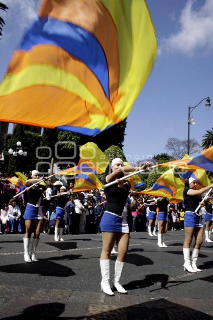 DESFILE PRIMAVERA