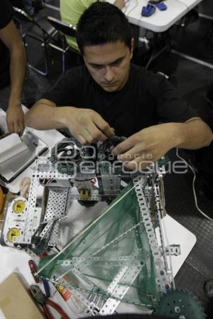 CONCURSO NACIONAL DE ROBOTICA