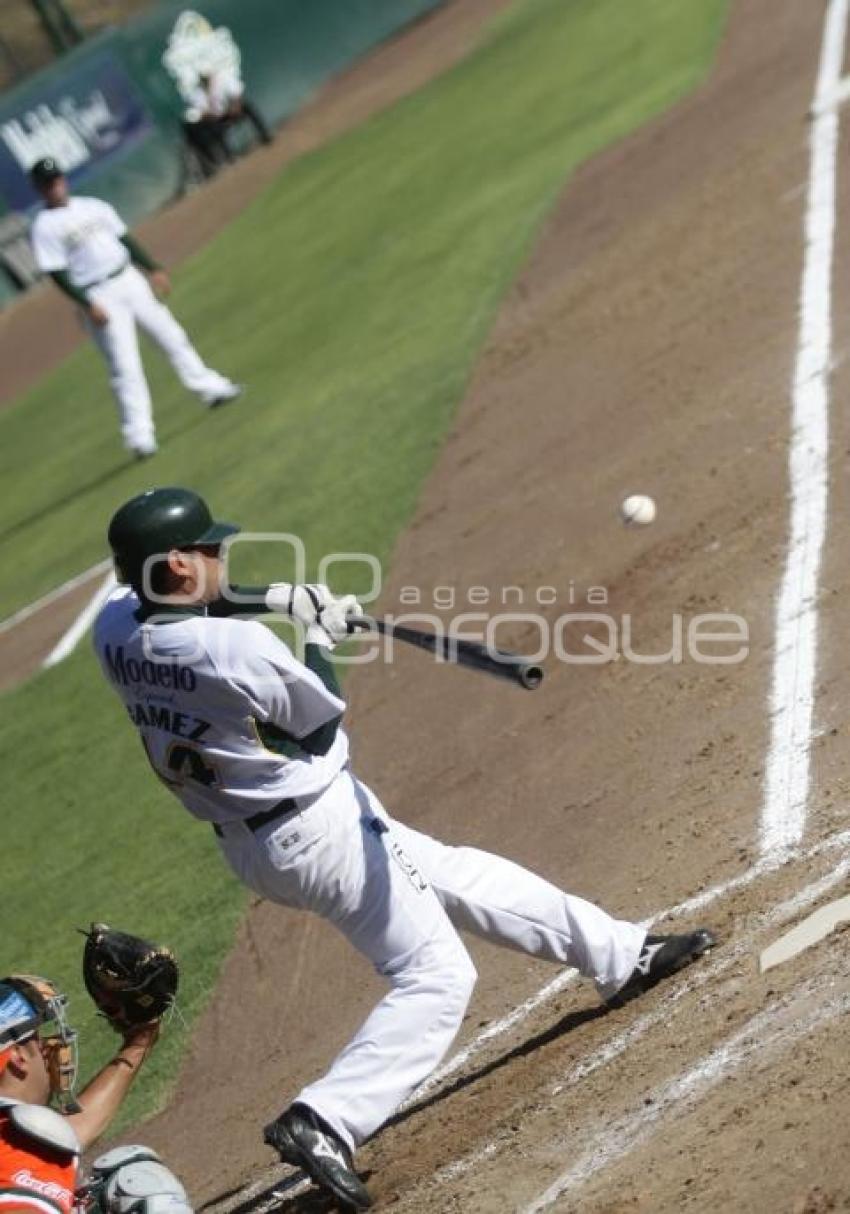 BEISBOL . PERICOS VS LEONES