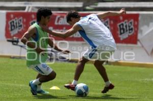 FUTBOL . ENTRENAMIENTO PUEBLA