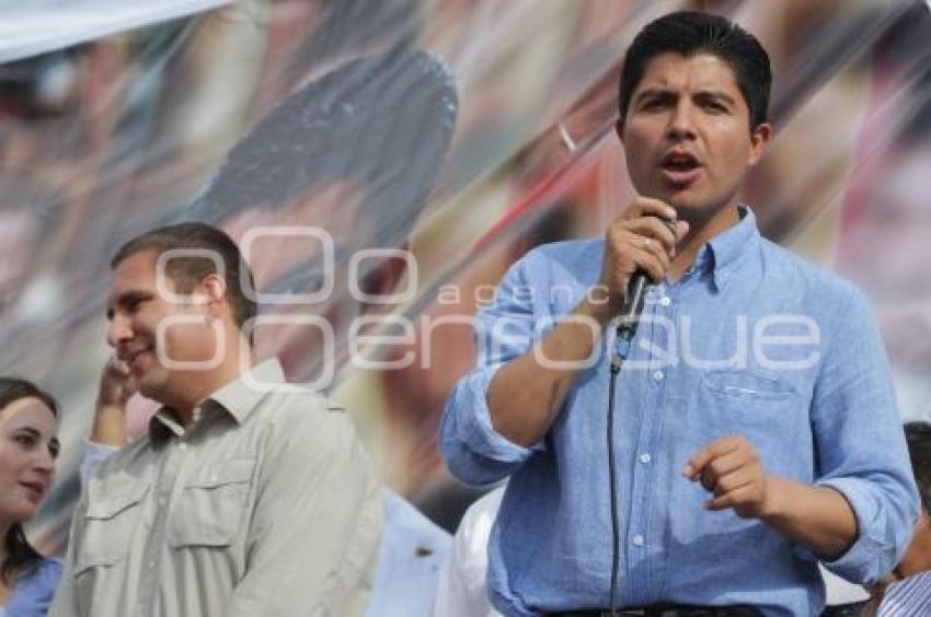 CAMPAÑAS . COMPROMISO POR PUEBLA