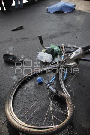 CICLISTA ARROLLADO - TRANSPORTE PUBLICO