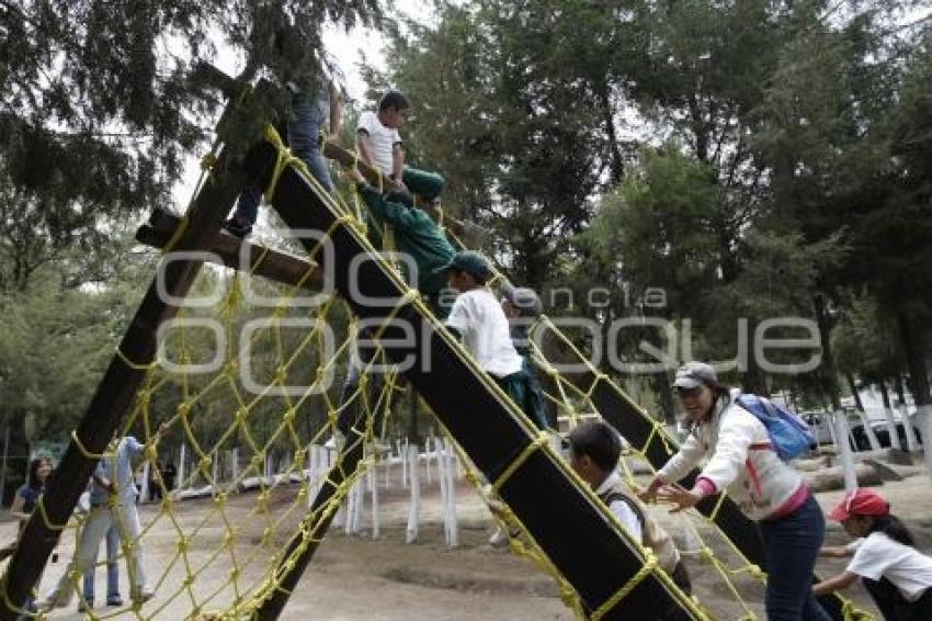 ESTUDIANTES . DIA DE LA MADRE TIERRA