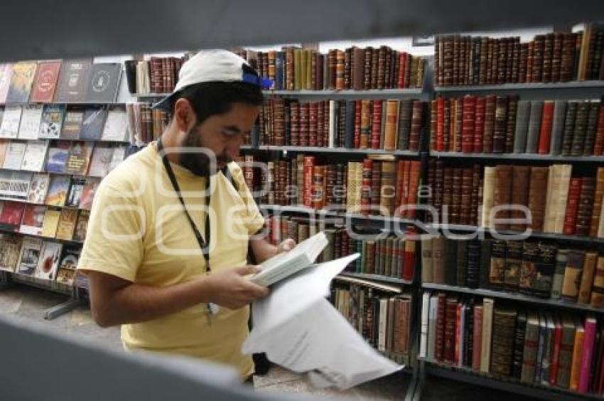 DÍA INTERNACIONAL  DEL LIBRO