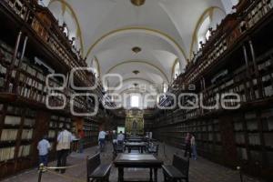 DÍA DEL LIBRO . BIBLIOTECA PALAFOXIANA