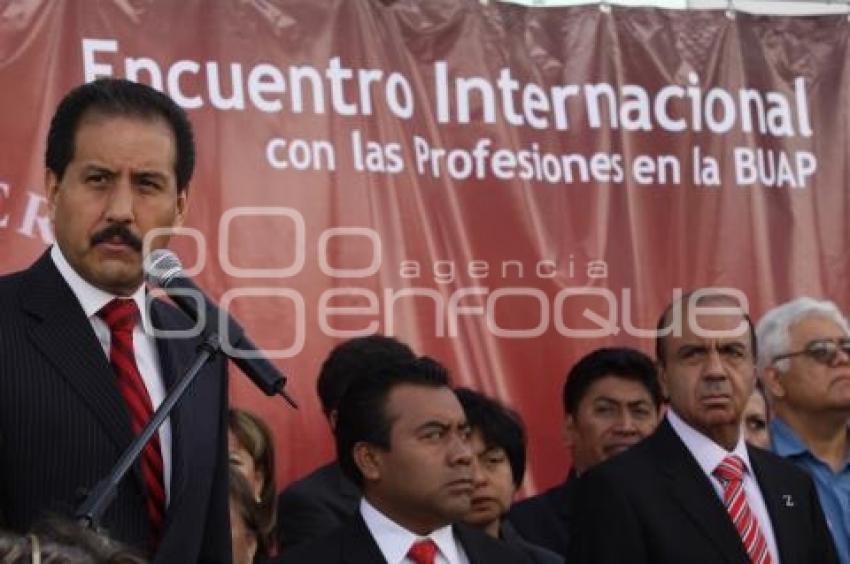 ENCUENTRO INTERNACIONAL CON LAS PROFESIONES EN LA BUAP