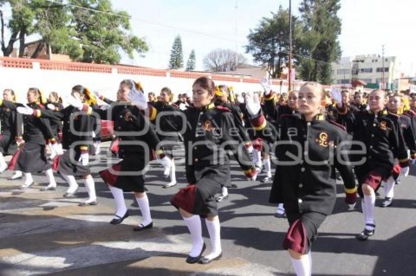 REVISTA PARA DESFILE 5 DE MAYO