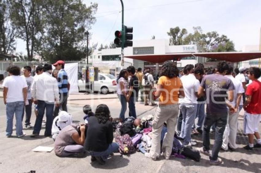 MANIFESTACIÓN ALUMNOS BUAP