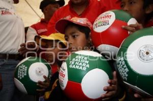 DÍA DEL NIÑO. AGUA SANTA