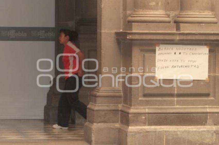 AYUNTAMIENTO - PROTESTA