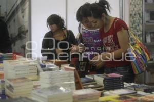 BUAP . FERIA DEL LIBRO