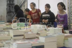 BUAP . FERIA DEL LIBRO