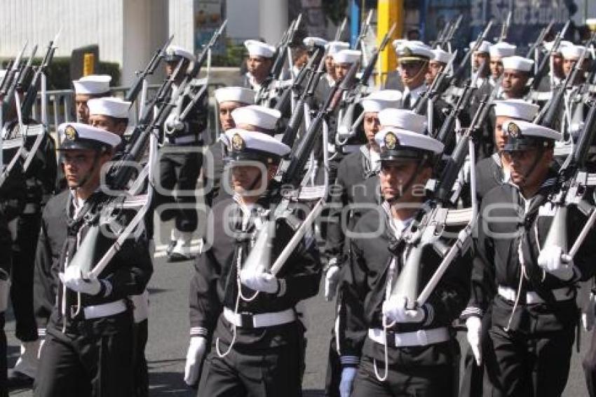 DESFILE BATALLA 5 DE MAYO