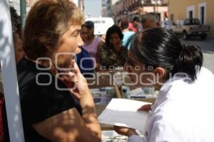 DESAYUNO DE ZAVALA CON ABUELITAS