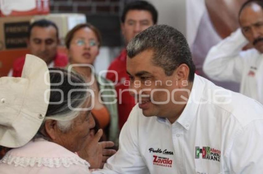 DESAYUNO DE ZAVALA CON ABUELITAS