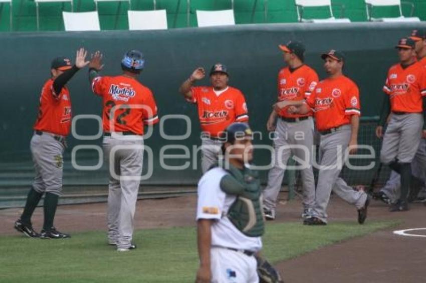 PERICOS VS LEONES - BEISBOL