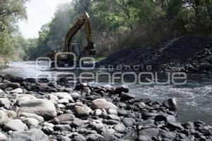 DESAZOLVE DE RÍOS Y BARRANCAS