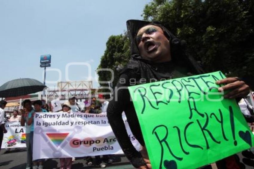 MARCHA POR DIVERSIDAD SEXUAL. ORGULLO GAY