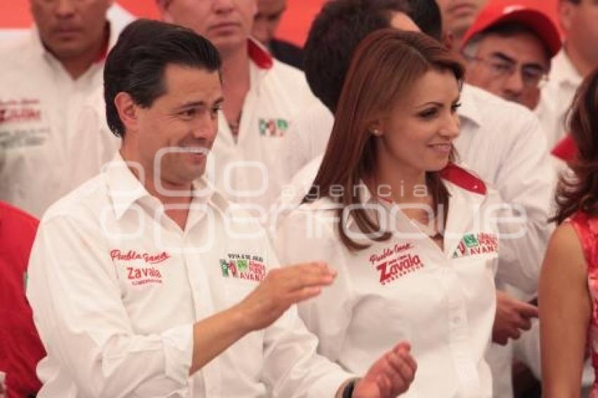 ENRIQUE PEÑA NIETO. ANGÉLICA RIVERA