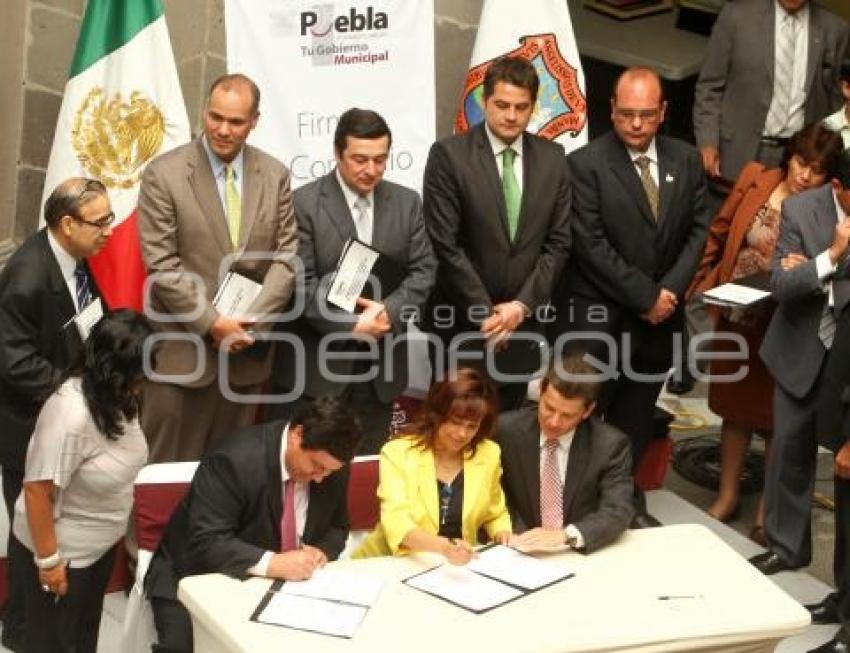 RED PUEBLA EMPRENDE