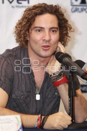 ESPECTÁCULOS . CANTAUTOR DAVID BISBAL