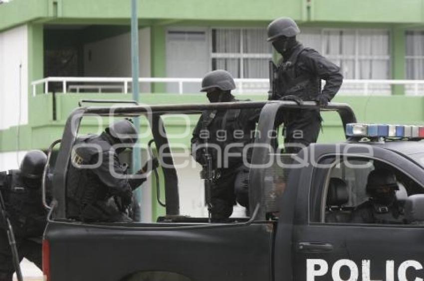 POLICIA . GRUPO TÁCTICO