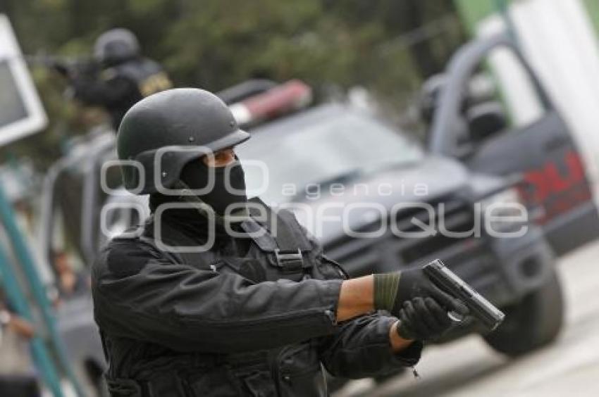 POLICIA . GRUPO TÁCTICO