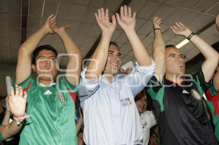 FÚTBOL . CAMPAÑAS . COMPROMISO POR PUEBLA