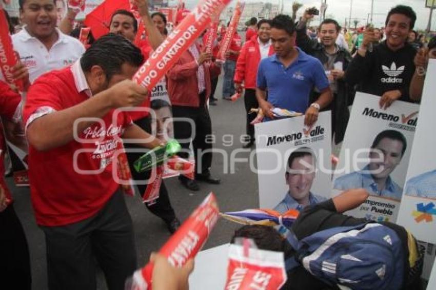 AMBIENTE FUERA DEL DEBATE