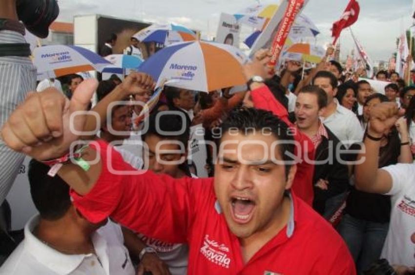 AMBIENTE FUERA DEL DEBATE