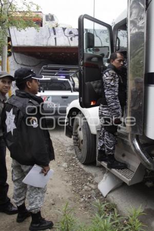 NOTA ROJA . ASESINATO EN TRAILER