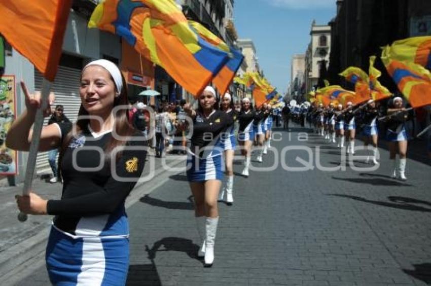 DESFILE BANDAS DE MÚSICA