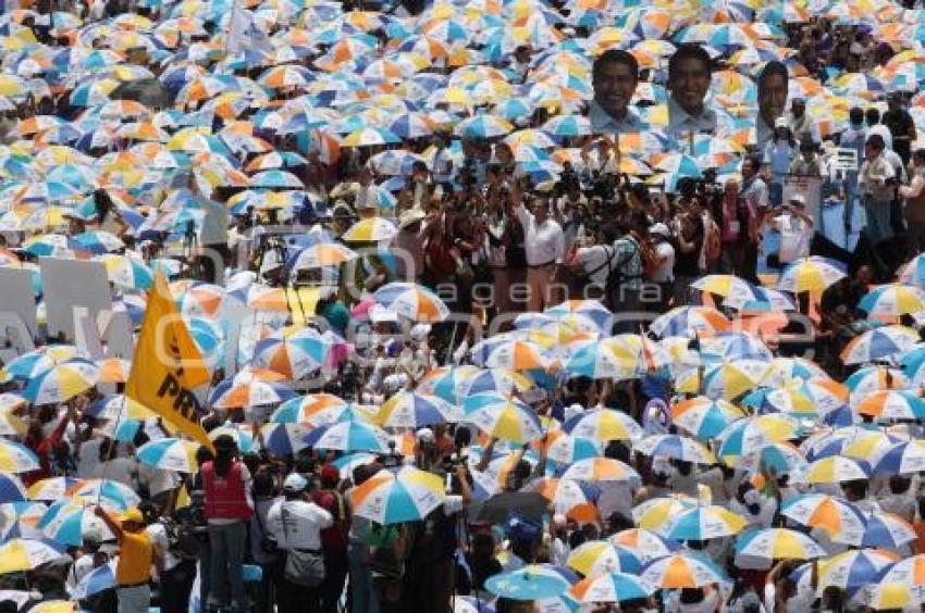 RAFAEL MORENO VALLE. CIERRE DE CAMPAÑA. ESTADIO CUAUHTÉMOC