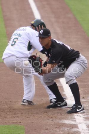 PERICOS VS GUERREROS DE OAXACA BEISBOL