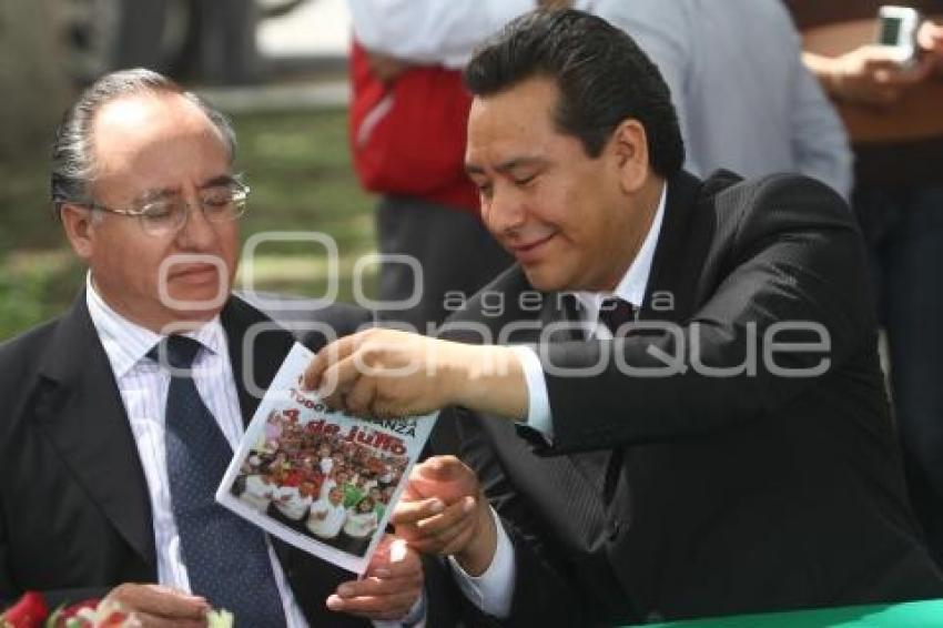 FIDEL VELZAQUEZ - ANIVERSARIO LUCTUOSO