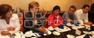 REUNION DE PRIISTAS